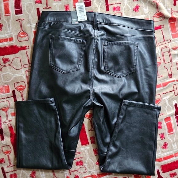 Torrid Perfect Skinny Faux Leather Mid Rise Pant Size 18 NWT - Picture 5 of 5